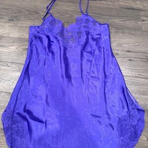 Victoria's Secret Vibrant Purple Lace Chemise, Victoria secrets gold label, y2k